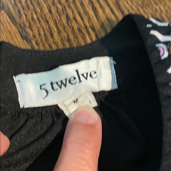 5 Twelve Black Cold Shoulder Bell Sleeve Shirt Med - Picture 4 of 7